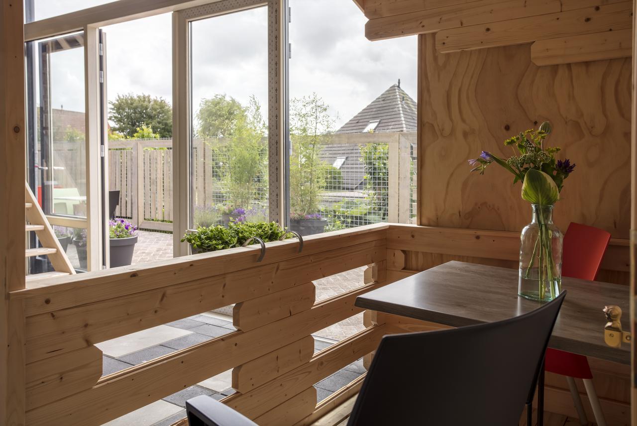 Lodgehotel De Lelie Makkum Esterno foto